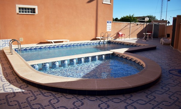 Sale - Town house -
Torrevieja - Torrevieja Alicante