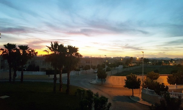 Sale - Town house -
Torrevieja - Torrevieja Alicante