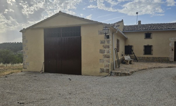 Resale - Finca Landgut -
Alcoy
