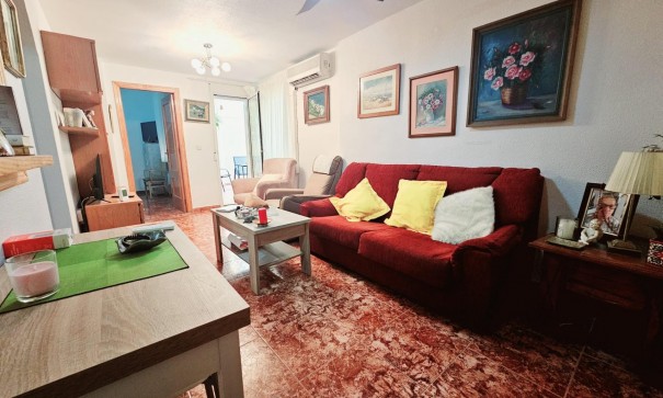 Återförsäljning - Lägenhet lägenhet -
Torrevieja - Estacion de autobuses