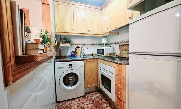 Återförsäljning - Lägenhet lägenhet -
Torrevieja - Estacion de autobuses