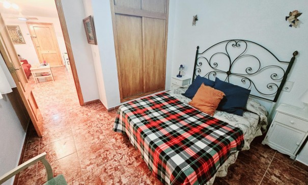 Återförsäljning - Lägenhet lägenhet -
Torrevieja - Estacion de autobuses