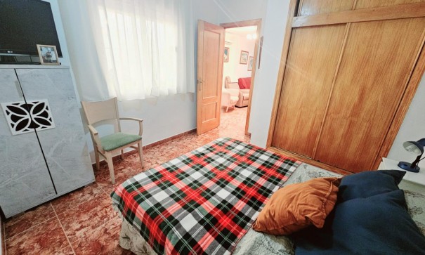 Återförsäljning - Lägenhet lägenhet -
Torrevieja - Estacion de autobuses