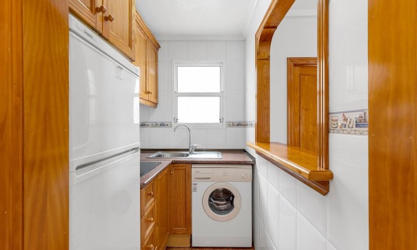 Revente - Appartement -
Torrevieja - Estacion de autobuses