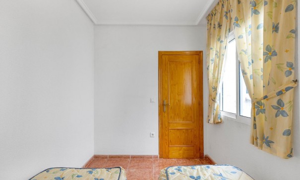 Revente - Appartement -
Torrevieja - Estacion de autobuses