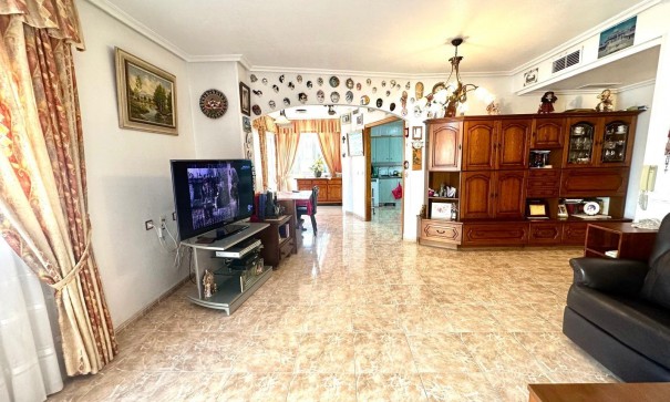 Sale - Apartment Flat -
Torrevieja - Playa del cura