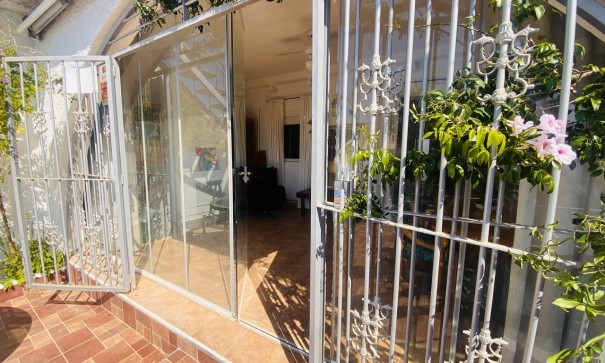 Sale - Apartment Flat -
Playa Flamenca