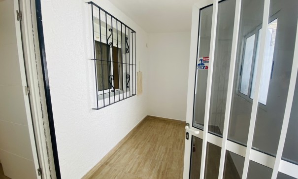 Sale - Apartment Flat -
Playa Flamenca