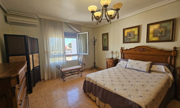 Sale - Town house -
Rojales - Pueblo