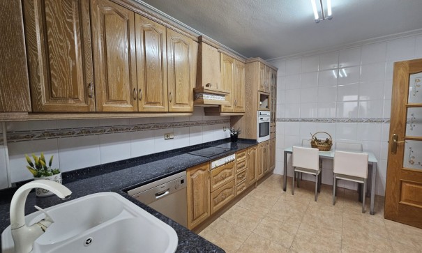 Sale - Town house -
Rojales - Pueblo