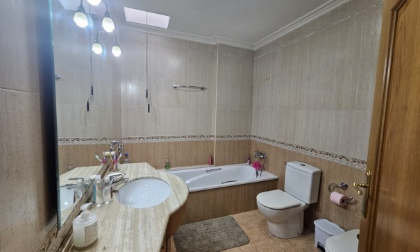 Sale - Town house -
Rojales - Pueblo