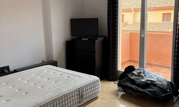 Resale - Stadthaus -
Pinoso