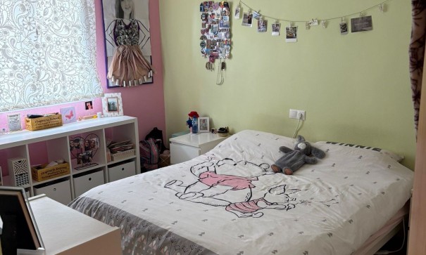 Resale - Stadthaus -
Pinoso