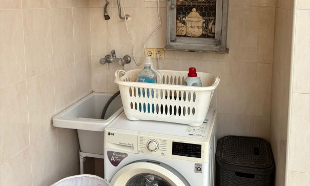 Resale - Stadthaus -
Pinoso