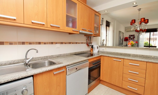 Sale - Detached Villa -
Villamartín - PAU 8