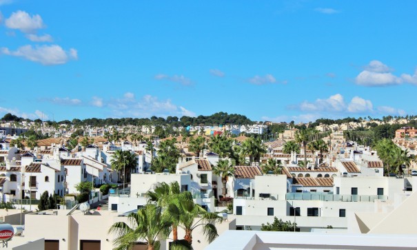 Sale - Detached Villa -
Villamartín - PAU 8