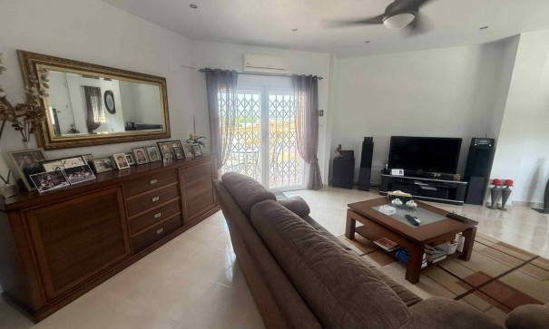 Sale - Finca Country Property -
Almoradí