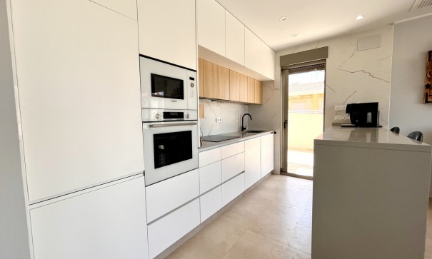 Resale - Wohnung Appartement -
Torre de la Horadada