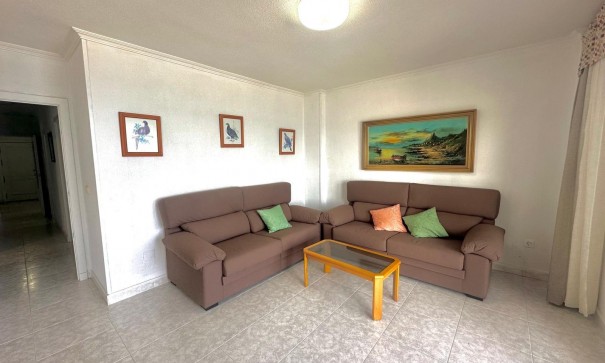 Resale - Wohnung Appartement -
Torrevieja - Centro