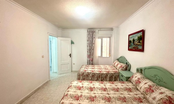 Resale - Wohnung Appartement -
Torrevieja - Centro
