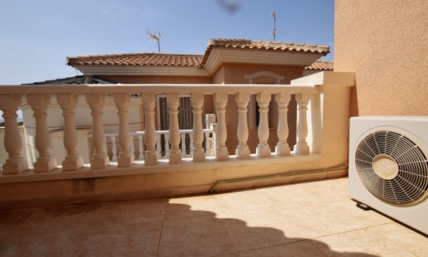 Sale - Semi Detached Villa -
Ciudad Quesada - Rojales - La Fiesta