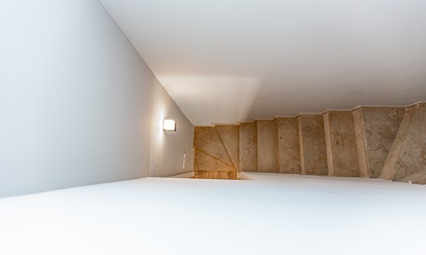 Sprzedaż - Dom miejski -
Los Altos