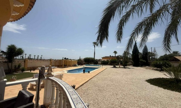 Resale - Finca Landgut -
Catral