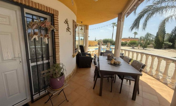 Resale - Finca Landgut -
Catral