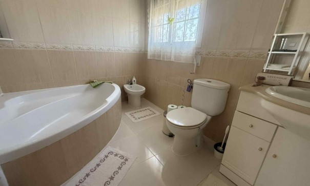 Resale - Finca Landgut -
Catral