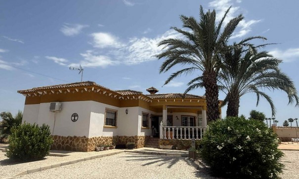 Resale - Finca Landgut -
Catral