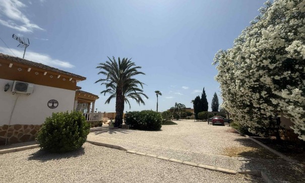 Resale - Finca Landgut -
Catral