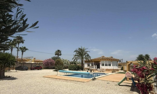 Resale - Finca Landgut -
Catral