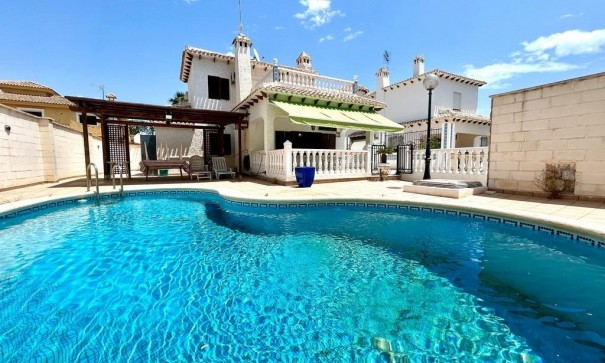 Revente - Villa Individuelle -
Orihuela Costa - La Zenia