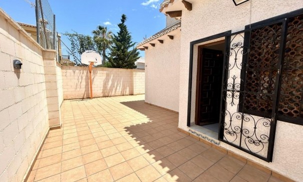 Revente - Villa Individuelle -
Orihuela Costa - La Zenia