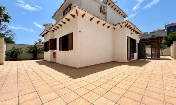 Revente - Villa Individuelle -
Orihuela Costa - La Zenia