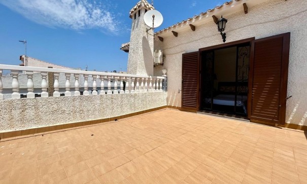 Revente - Villa Individuelle -
Orihuela Costa - La Zenia