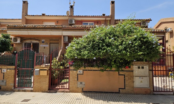 Videresalg - Byhus -
Torre De La Horadada - Beachside Torre de la Horadada