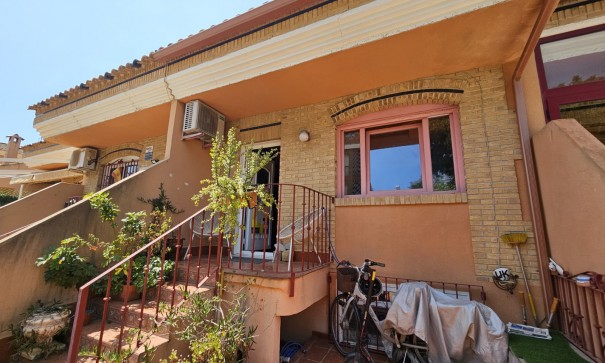 Videresalg - Byhus -
Torre De La Horadada - Beachside Torre de la Horadada