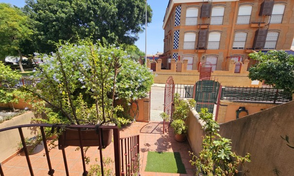 Videresalg - Byhus -
Torre De La Horadada - Beachside Torre de la Horadada