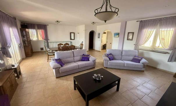 Revente - Villa Individuelle -
Almoradí