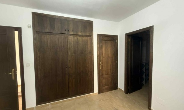 Revente - Villa Individuelle -
Almoradí