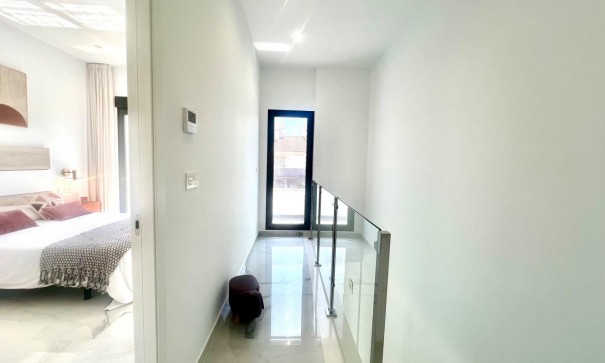 Sprzedaż - Willa wolnostojąca -
Torrevieja - La Siesta - El Salado - Torreta