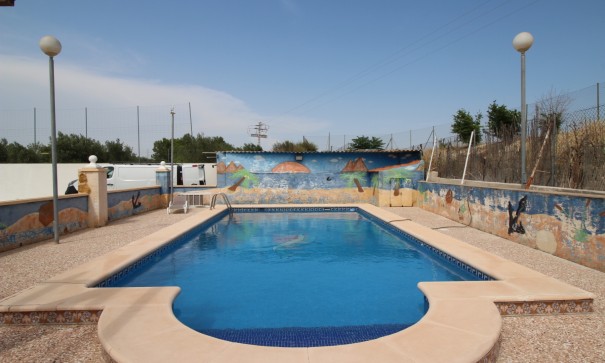 Herverkoop - Vrijstaande Villa -
Fortuna