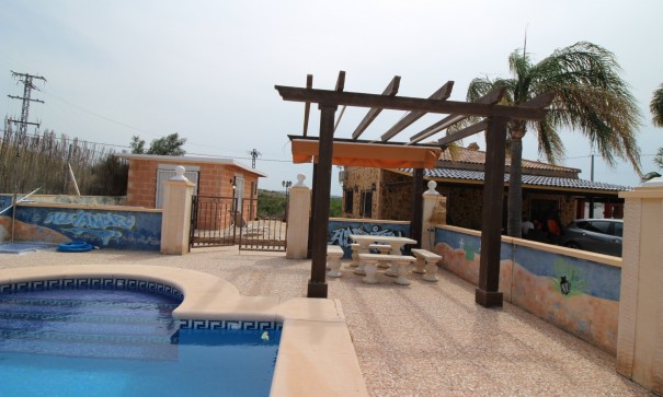 Herverkoop - Vrijstaande Villa -
Fortuna