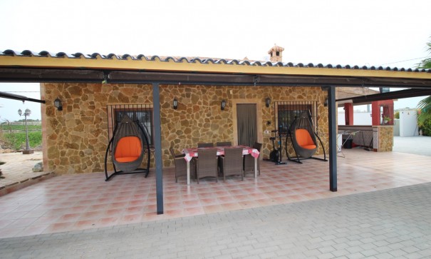 Herverkoop - Vrijstaande Villa -
Fortuna