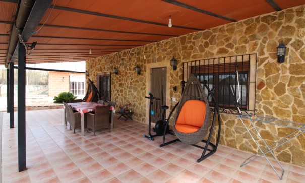 Herverkoop - Vrijstaande Villa -
Fortuna