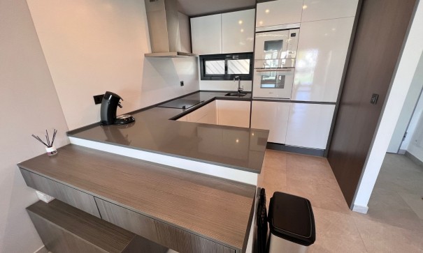 Venta - Apartamento piso -
Guardamar del Segura - EL RASO