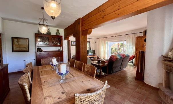 Resale - Freistehende Villa -
Cabo Roig