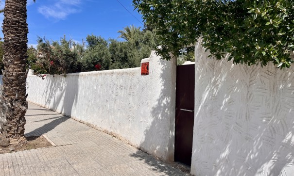 Resale - Freistehende Villa -
Cabo Roig