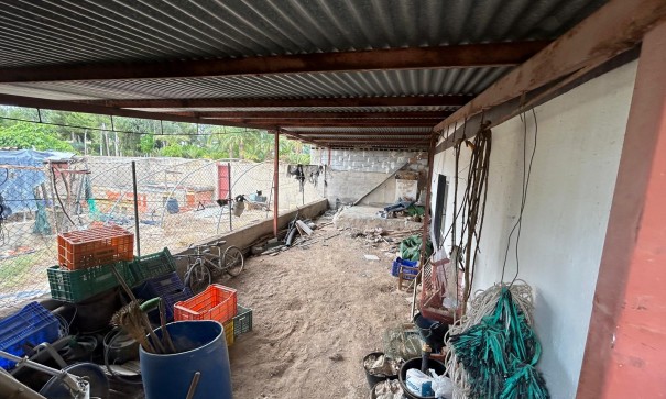 Herverkoop - Finca Landelijk pand -
Crevillente